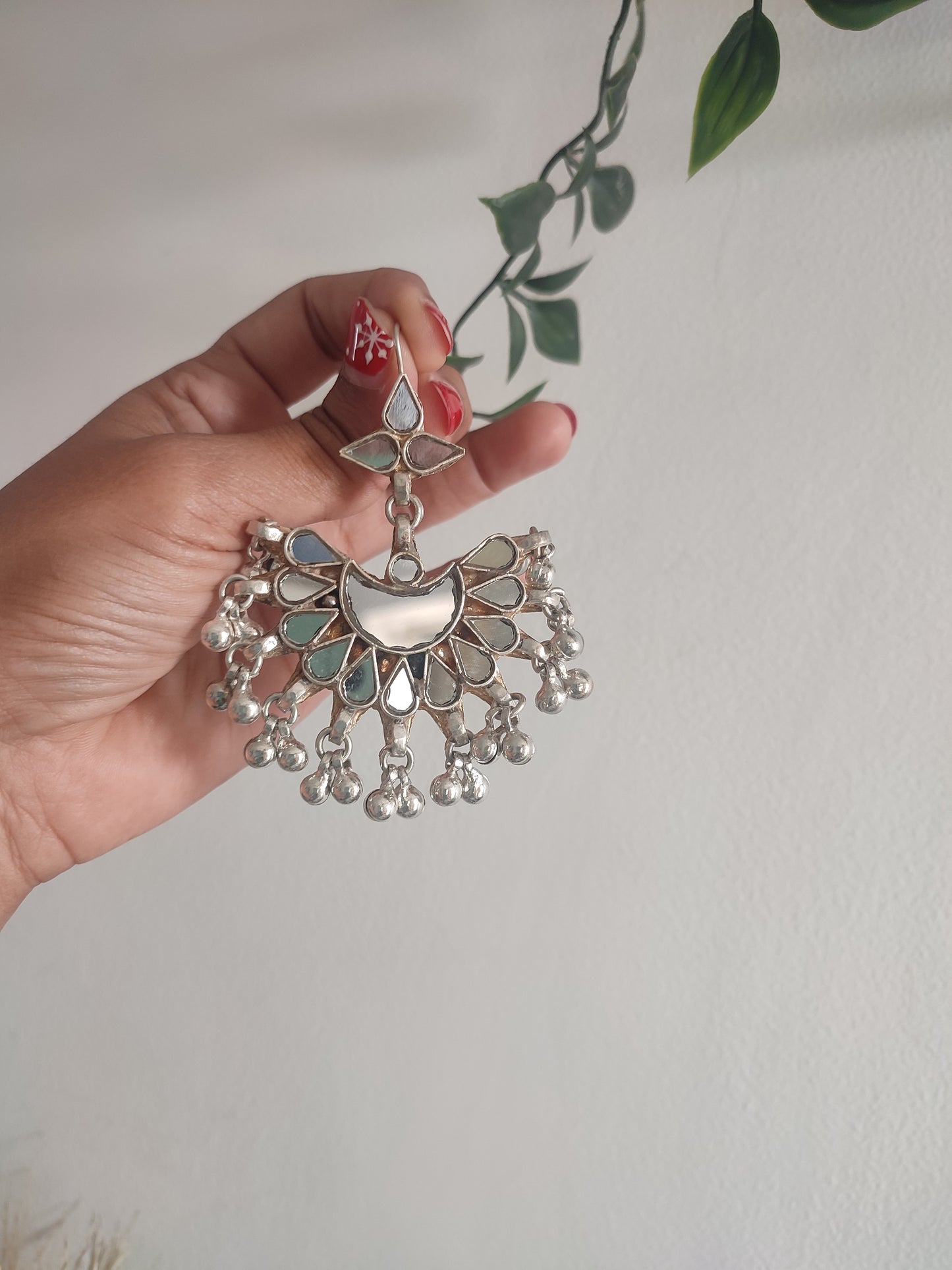 Seerat Heavy Glass Earrings