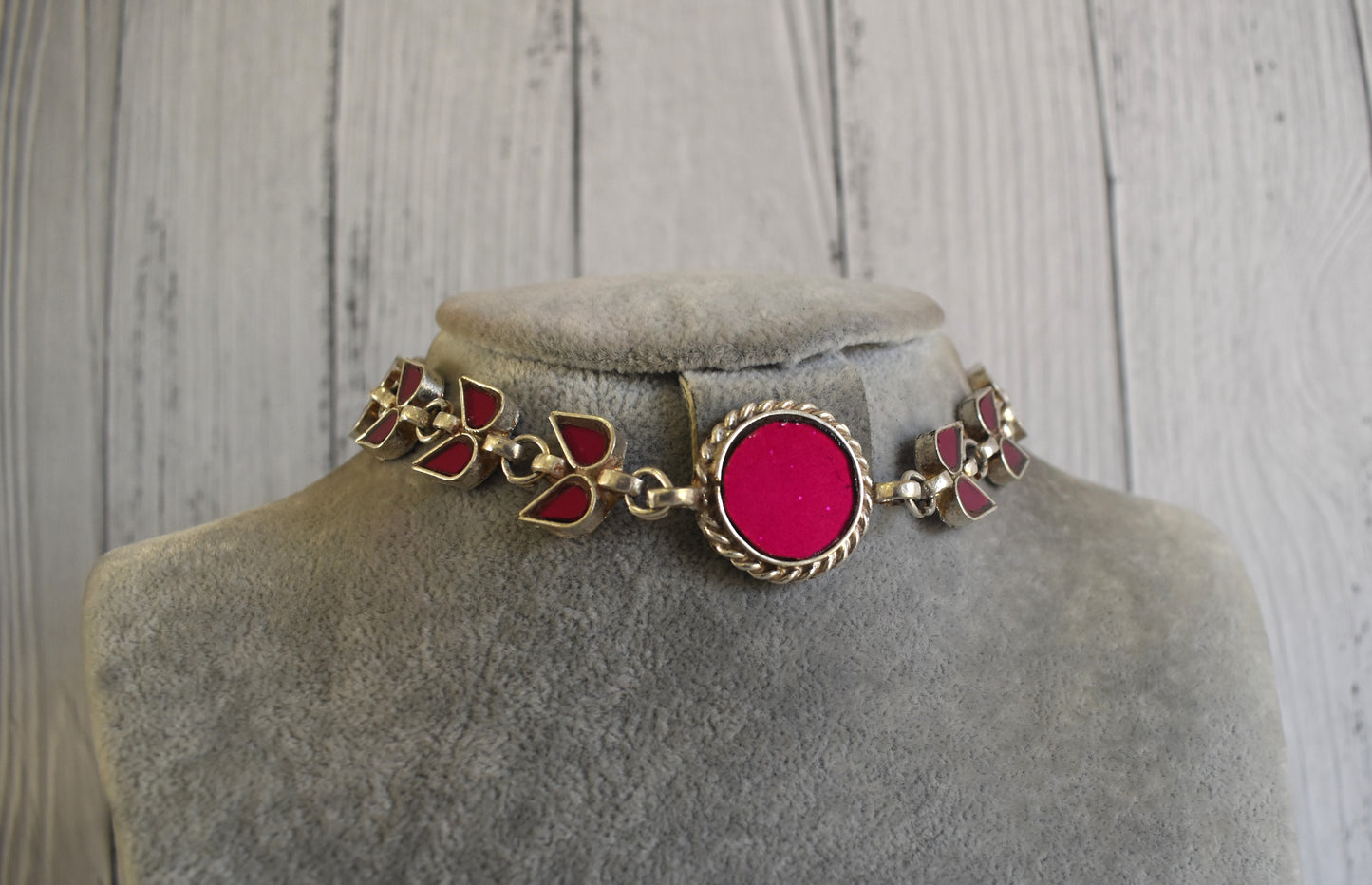 Medha pink glass choker