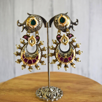 Mona Pachi Kundan Stud Earrings