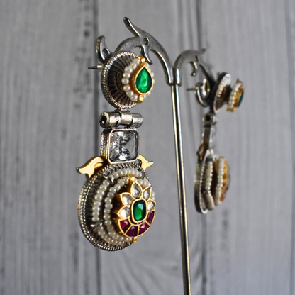 Pachi Kundan Festive Earrings