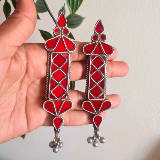 Glossy red gualabo fishhook glass earrings